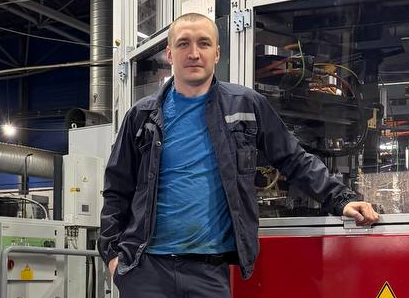 В цехе декорирования Тверского стекольного завода введена в эксплуатацию новая высокоскоростная печатная машина